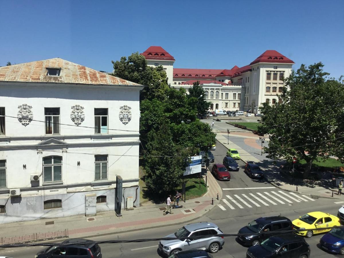 White Dream Suites Iasi Exterior foto