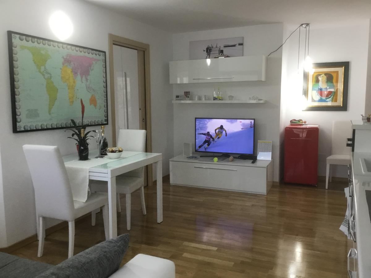 White Dream Suites Iasi Exterior foto